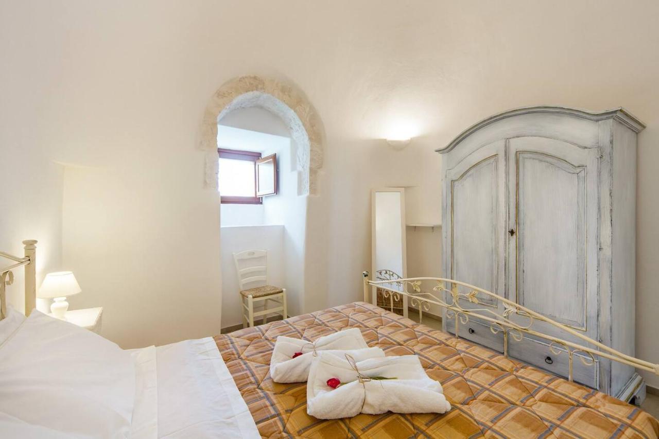 Masseria Trulli sull'Aia Cisternino Esterno foto