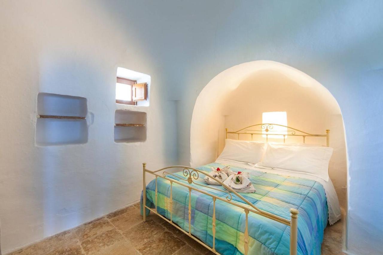 Masseria Trulli sull'Aia Cisternino Esterno foto