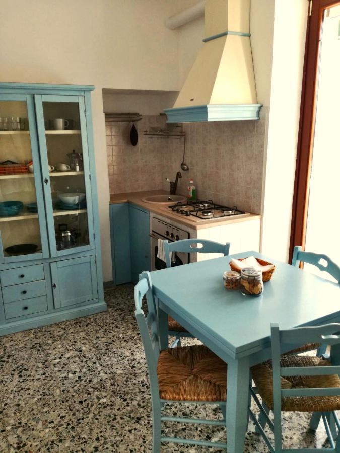 Masseria Trulli sull'Aia Cisternino Esterno foto