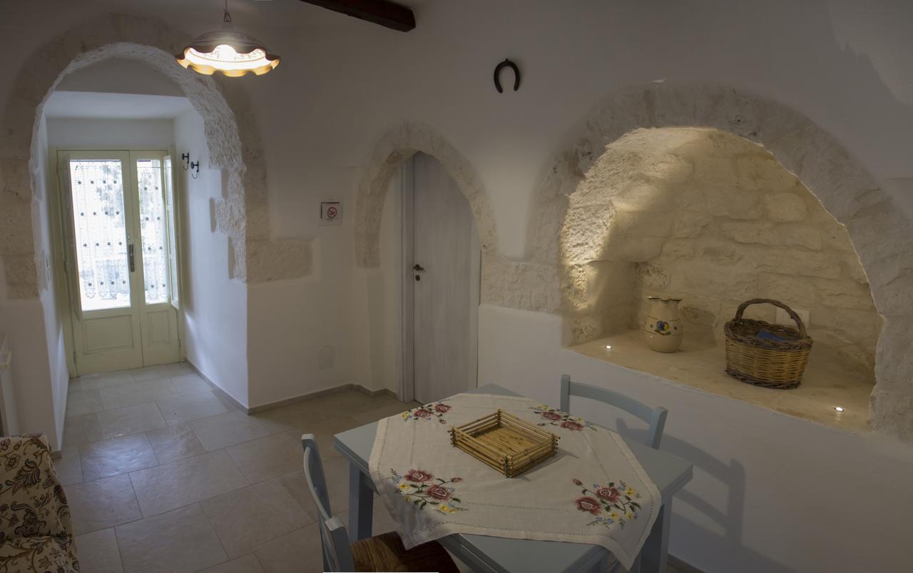 Masseria Trulli sull'Aia Cisternino Esterno foto